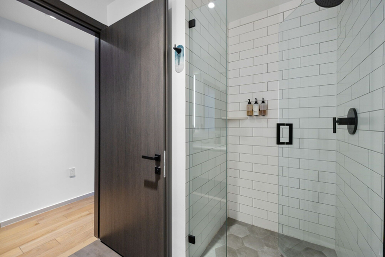 Bathroom 4, High-Floor Studio with Incredible Views, Miami-Dade