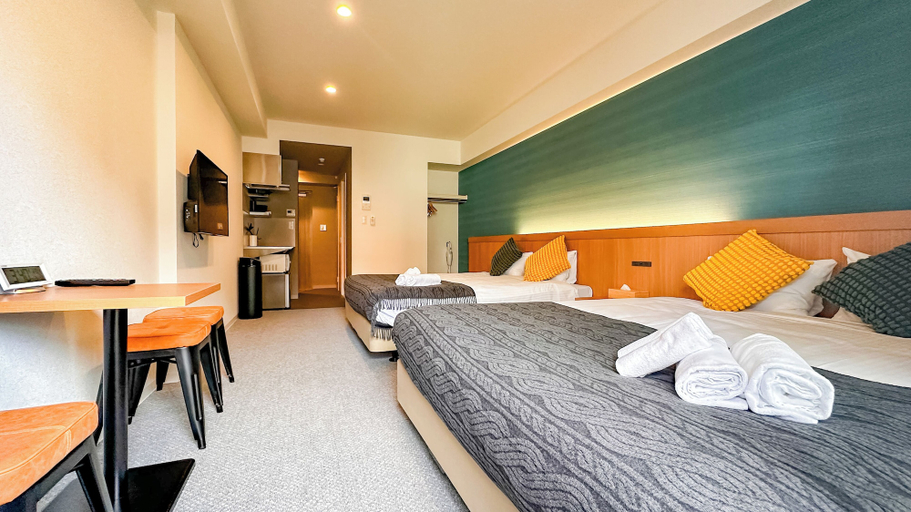 Bedroom 12