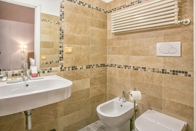 Bathroom 4, B & B History Suite-NEW, Roma