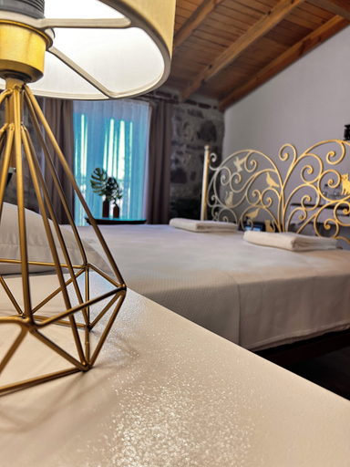 Bedroom 2, Milestone Otel, Ayvalık