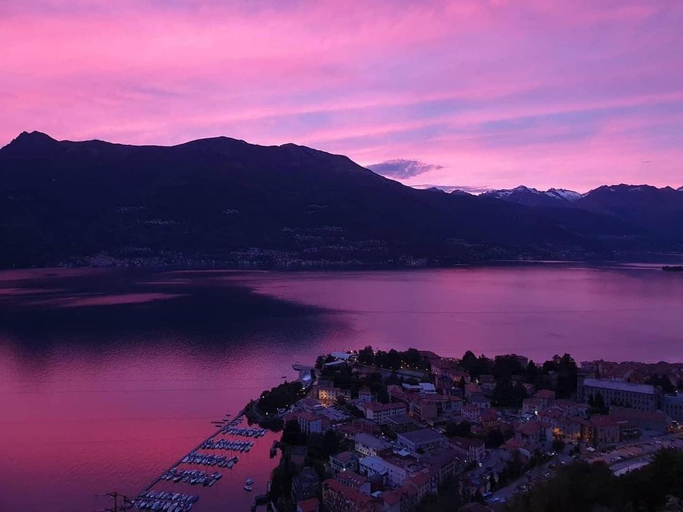 Others 4, Il porticciolo, Lecco