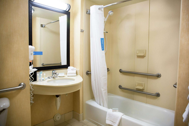 Bathroom 4, Spark by Hilton Cedar City, Iron