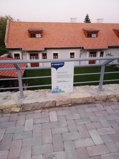 Others 5, Aracsi Vendeghaz, Balatonfüred