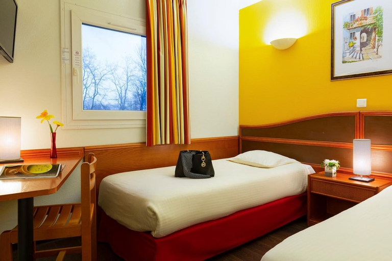 Bedroom 3, B&B HOTEL Strasbourg Nord Mundolsheim, Bas-Rhin