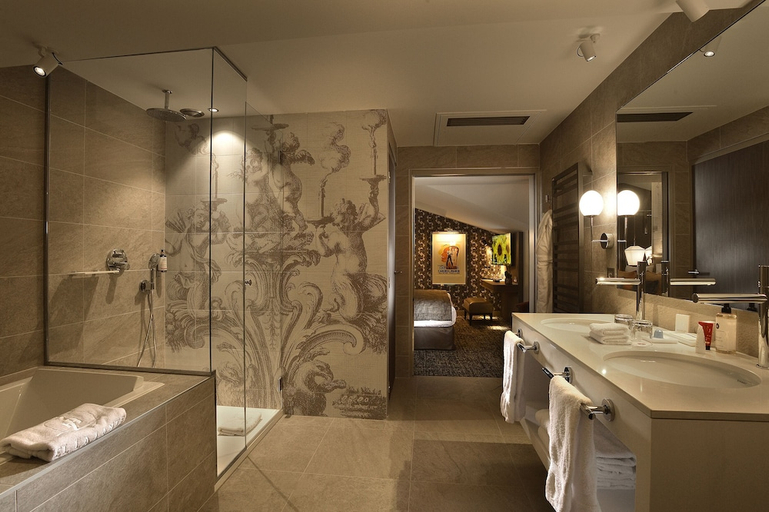 Bathroom 3, Hotel La Lanterne & Spa, Paris