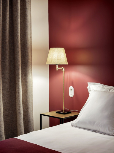 Bedroom 2, New Hotel Le Voltaire, Paris