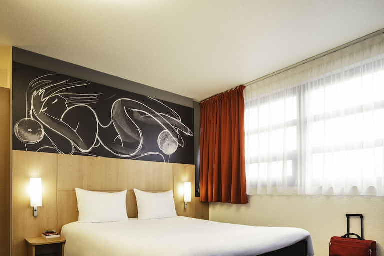 Bedroom 2, ibis Paris Gare de Lyon Diderot 12th, Paris