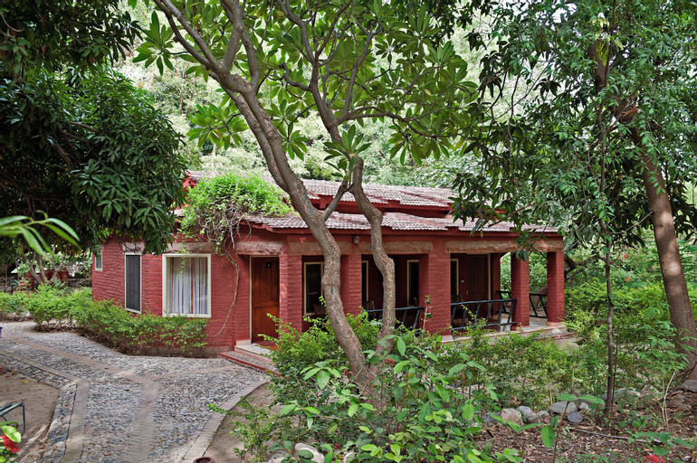WelcomHeritage Maharani Bagh Orchard Retreat, Pali