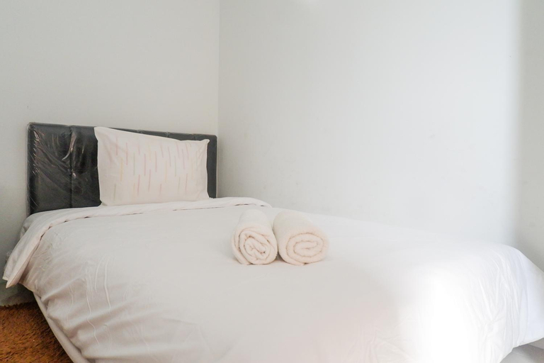 Spacious 1BR Apartment @Menara Rungkut By Travelio, Surabaya