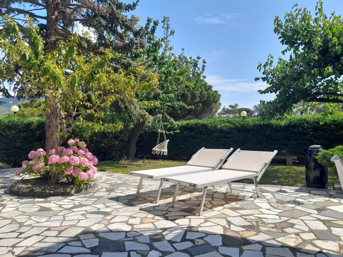 Exterior & Views 5, Casa Giardino, Savona