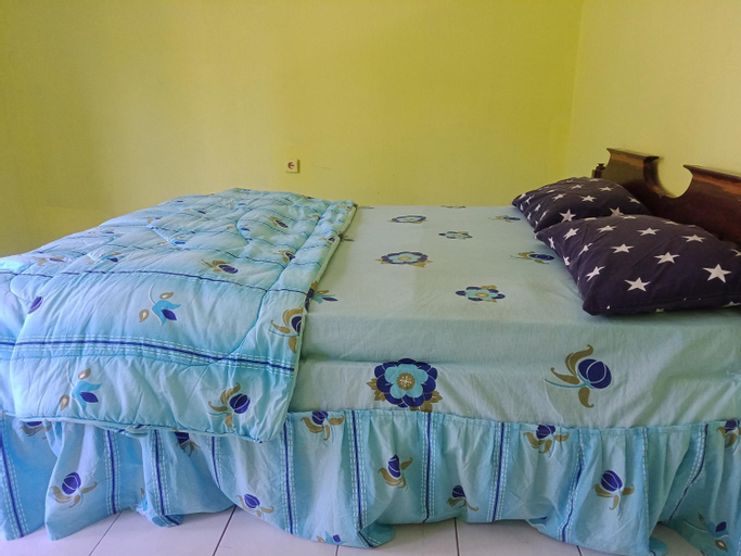 Bedroom 12