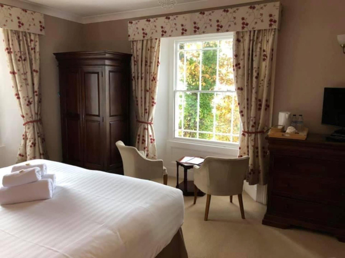 Others 3, Seawood Hotel, Devon