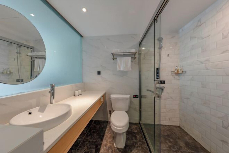 Bathroom 3, Greentree Eastern Hotel (Zhongshan West Road, Xiuzhou District, Jiaxing), Jiaxing