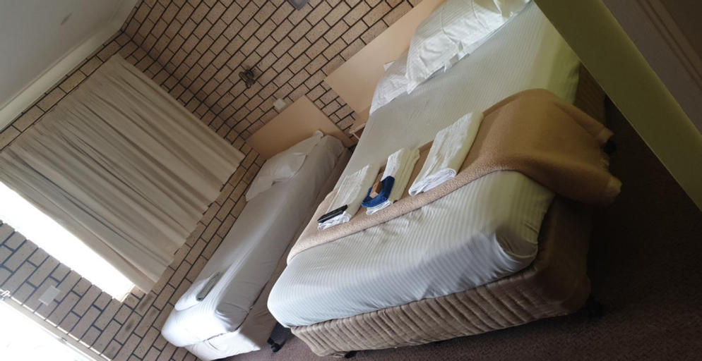 Bedroom 8