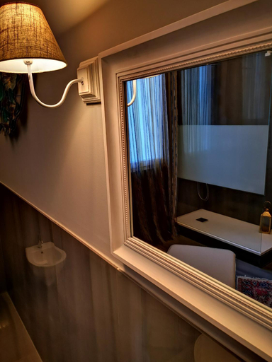 Bathroom 2, Indelli holiday rooms, Bari