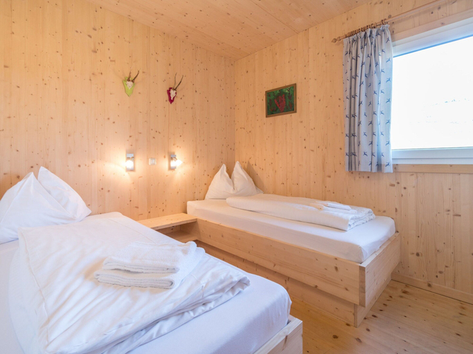 Others 2, Chalet in Sankt Georgen on Ski Slopes, Murau