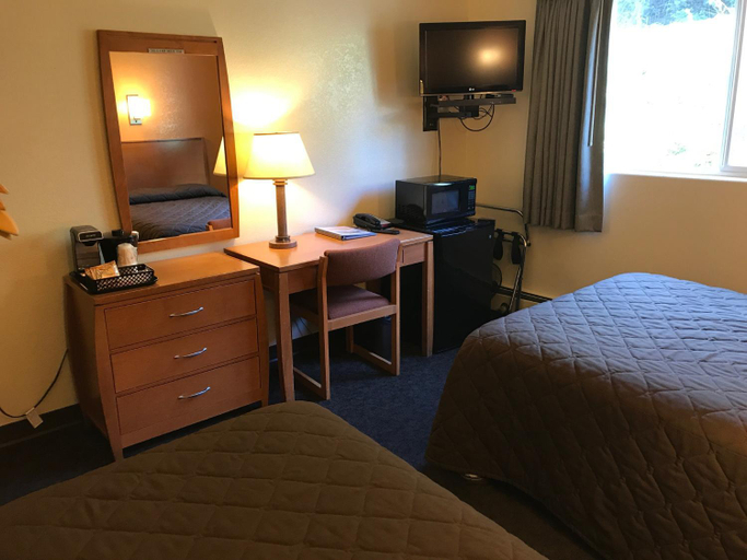 Bedroom 2, Shelikof Lodge, Kodiak Island