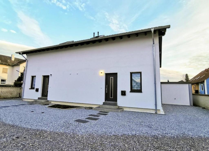 Exterior & Views, Marie Antoinette, Schwandorf