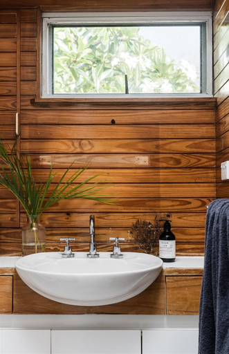 Bathroom 4, Seaspray Yeppoon, Livingstone - Pt B