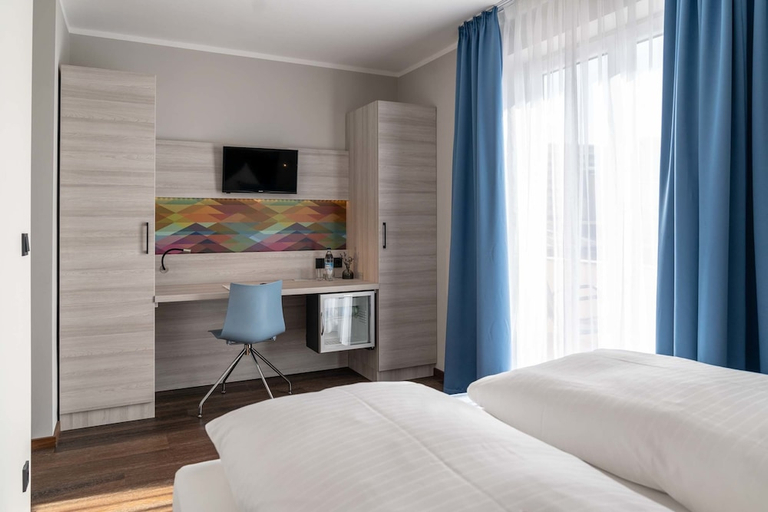 Bedroom 3, Westend Hotel (non-smoking), München