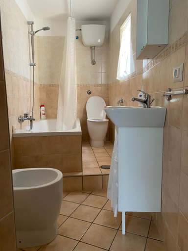 Others 5, Le Mirage Residence, Napoli
