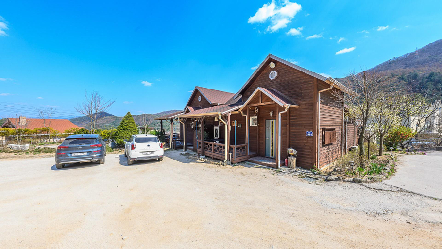 Others 3, Pocheon Haetneun Undeok Pension A, Pocheon