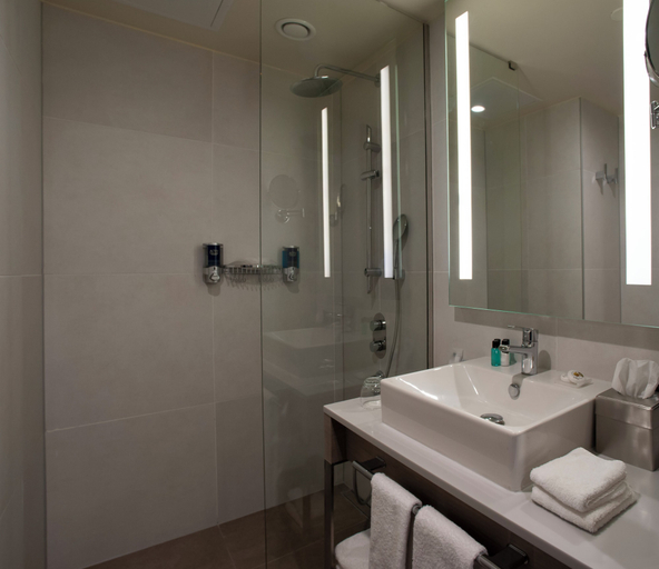 Bathroom 4, Four Points by Sheraton Izmir, Karşıyaka