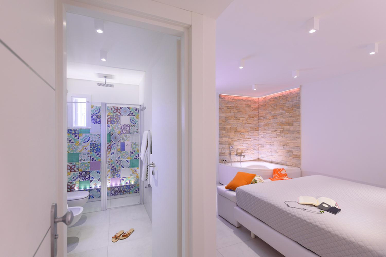 Bedroom, Amalfi Suite Boutique Hotel, Salerno