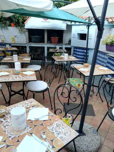 Food & Drinks, AFFITTA CAMERE CASA DELLE ROSE, Sassari
