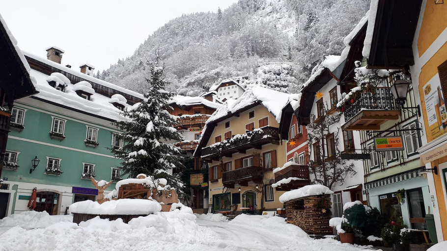 Others 4, Haus Bellevue, Gmunden