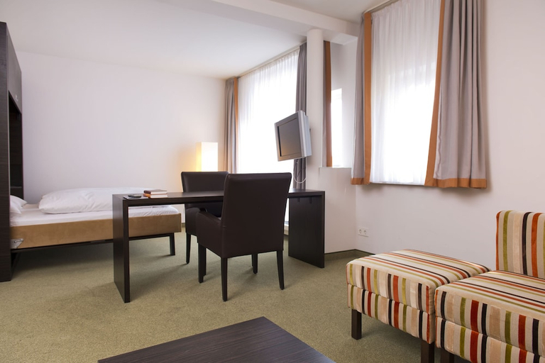 Bedroom 3, RADISSON BLU PARK HOTEL CONFERENCE CENTRE DRESDEN RADEBEUL, Meißen