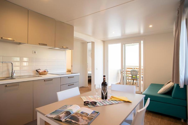 Dining Room 16