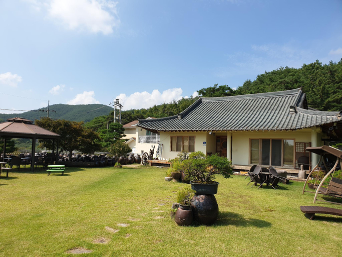 Others 2, Upo healing vill, Hapcheon