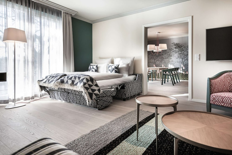 Bedroom 3, Steigenberger Hotel Treudelberg Hamburg, Hamburg