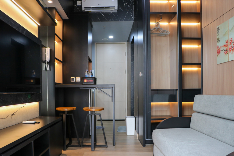 Others 2, Cozy and Strategic Studio at Tokyo Riverside PIK 2 Apartment By Travelio, Tangerang