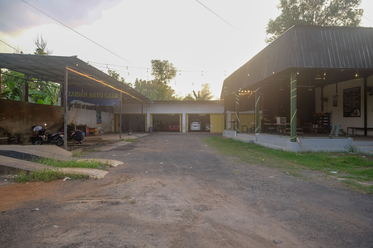 Exterior & Views 2, RedDoorz Syariah near Exit Tol Bojong Pekalongan, Pekalongan
