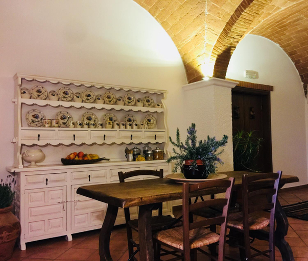 Food & Drinks, Podere Casa Bianca, Livorno