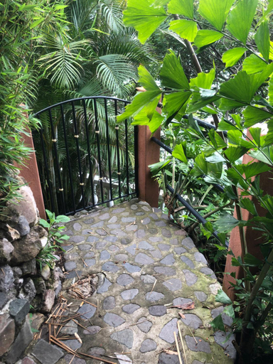 Others 2, Rustic Charm and Breathtaking Views 'Casita', NA