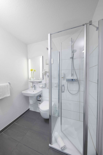 Bathroom 3, GHOTEL HOTEL & LIVING KIEL, Kiel