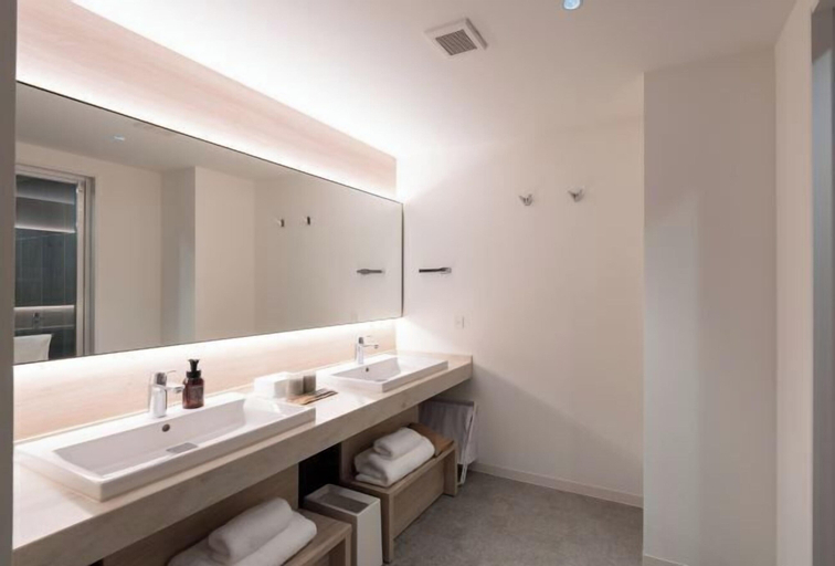 Bathroom 5