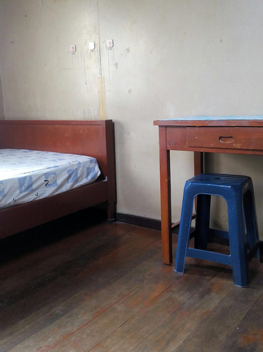 Bedroom 26