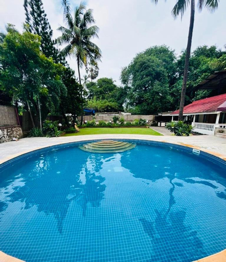 Villa by the Sea, Mumbai Suburban