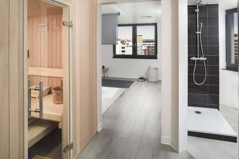 Bathroom 4, INNSiDE by Meliá Hamburg Hafen, Hamburg