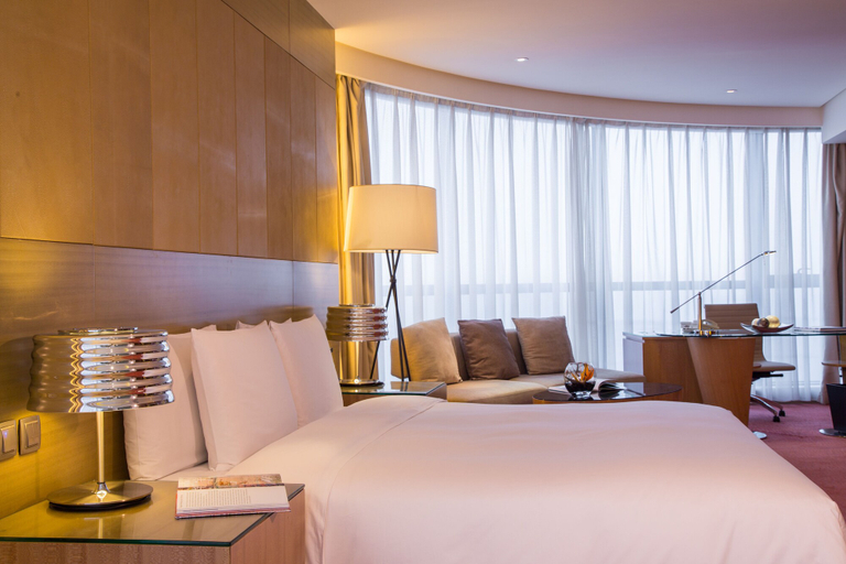 Bedroom 2, Renaissance Chengdu Hotel, Chengdu
