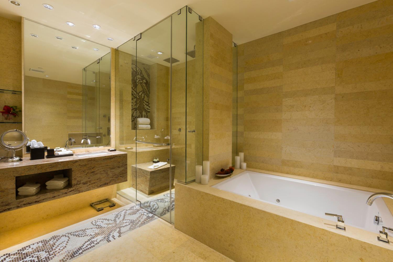 Bathroom 5, EB Hotel Miami Airport, Miami-Dade