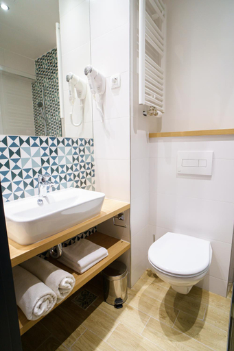 Bathroom 3, Hotel Kukullo - Tarnava, Odorheiu Secuiesc