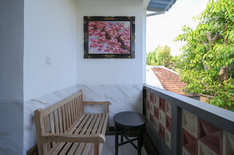 Exterior & Views, RedDoorz @ Lotus House Seminyak, Badung
