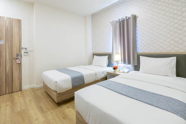 Bedroom 12