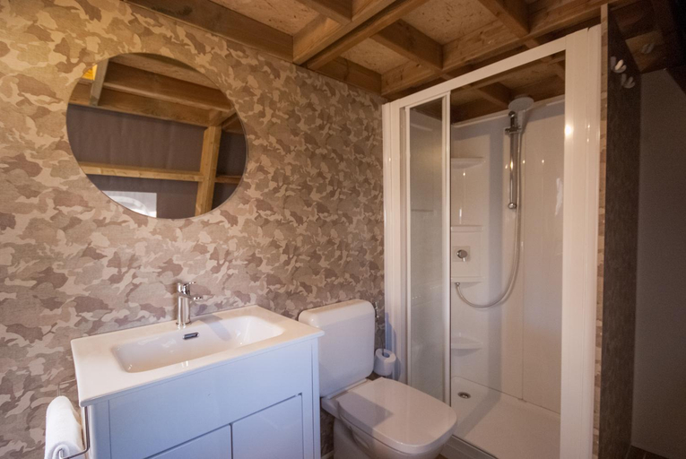 Bathroom 5
