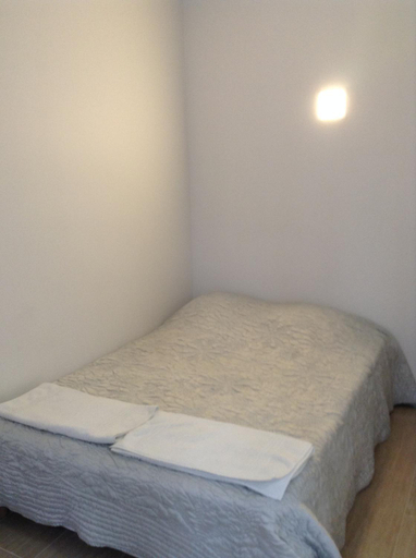 Bedroom 2, Hotel Richard, Paris